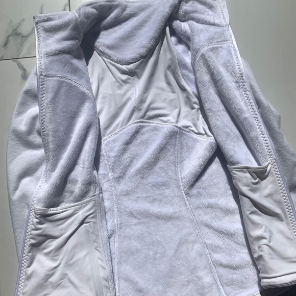 lululemon | Snowballer Jacket - Picture 9 of 12